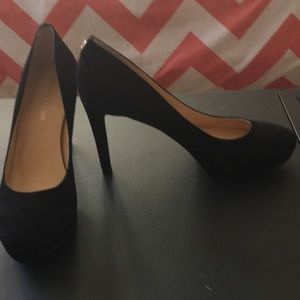 Ivanka Trump 3” Heel Suede Shoes